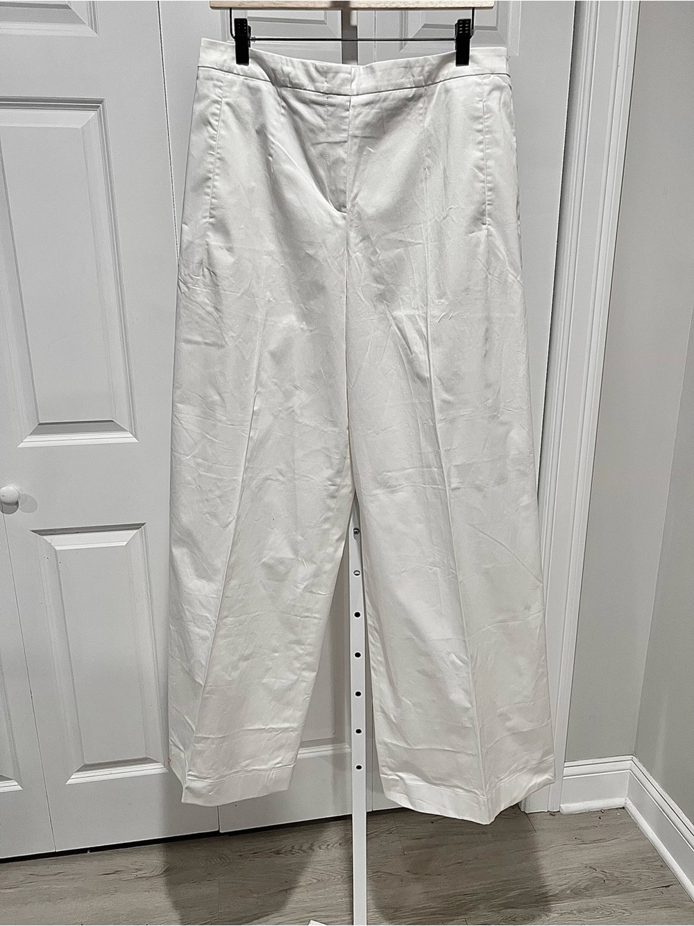 NWOT Jil Sander White High-Waist Trousers with Label Detail